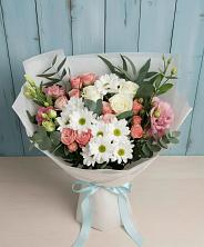 Букет цветов из:  Розы, Лизиантусы и Хризантемы в Арбаж