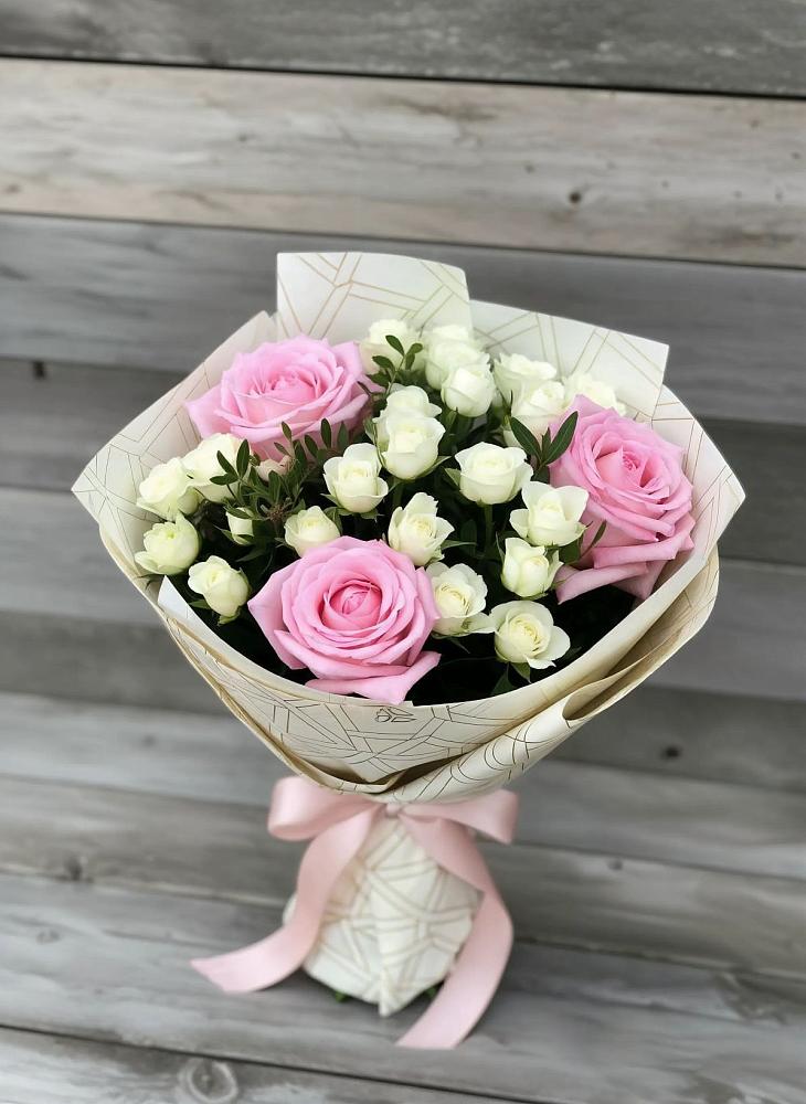 Букет цветов из: Розы в Арбаж