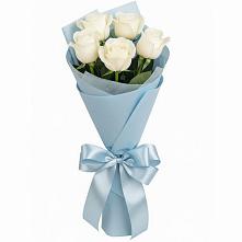 Букет 5 Белых роз Проуд в Арбаж