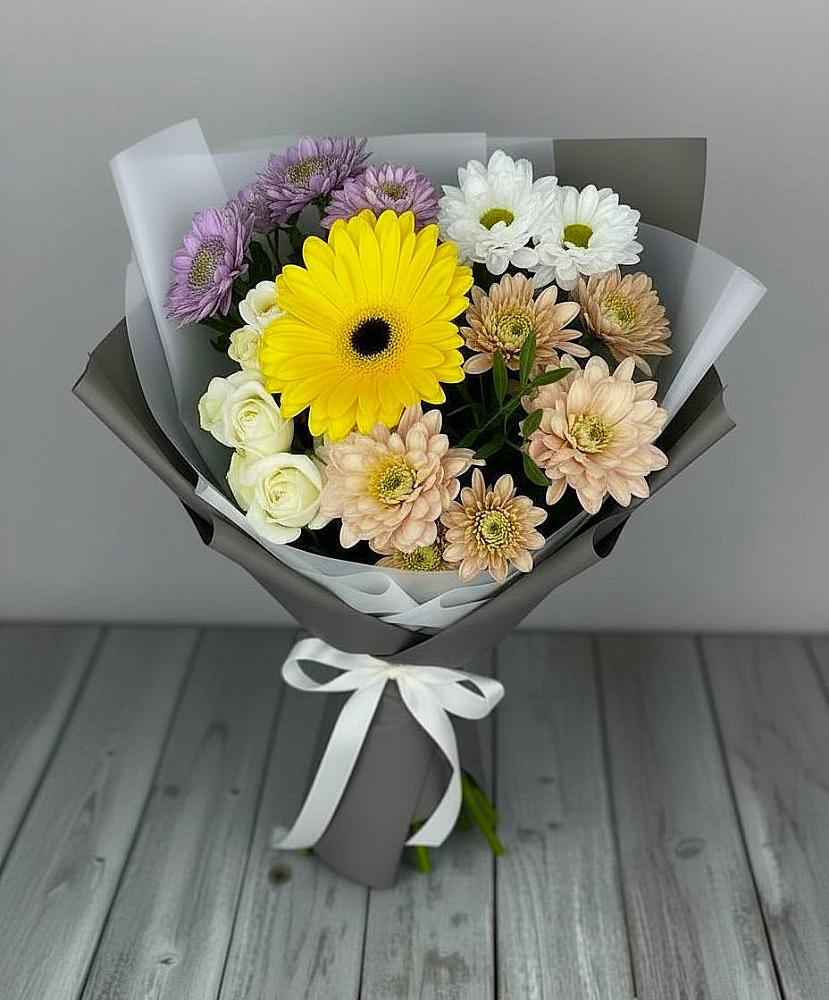 Букет цветов из: Розы, Герберы и Хризантемы в Арбаж