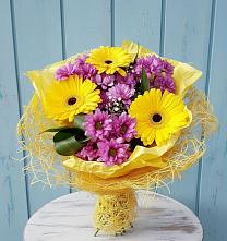 Букет цветов из:  Хризантемы и Герберы в Арбаж