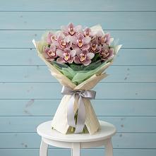 Букет цветов из:  Орхидеи и Розы в Арбаж