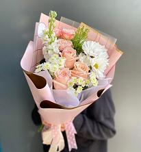 Букет цветов из:  Хризантемы и Розы в Арбаж