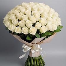 Букет 101 беля роза Белоснежка в Арбаж