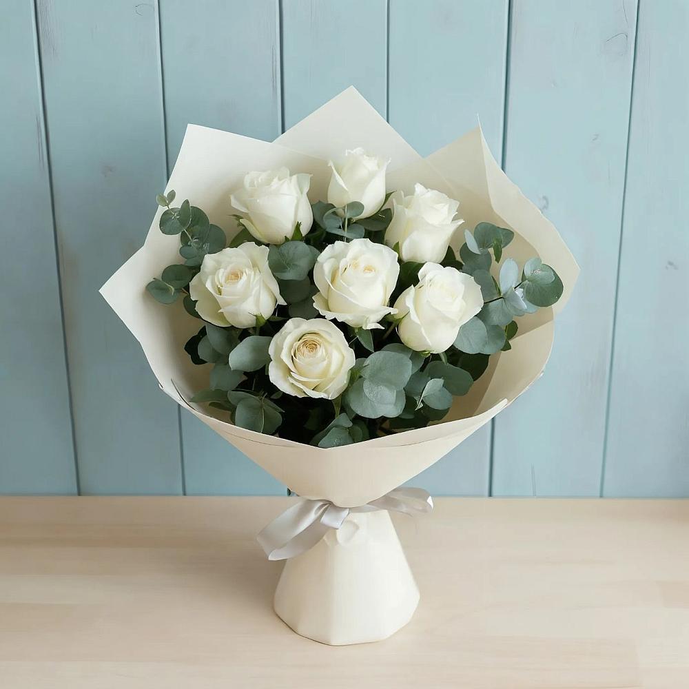 Букет Белые розы в Эвкалипте в Арбаж