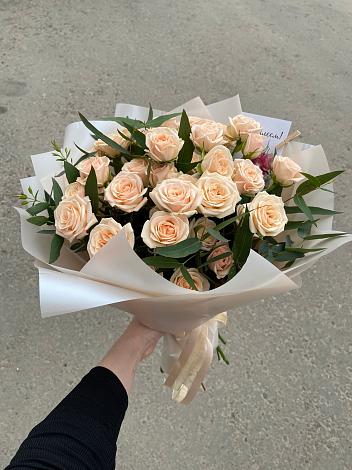 Букет Кремовые розы Латте в Арбаж