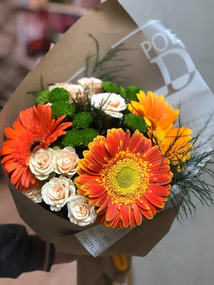 Букет цветов из: Герберы, Хризантемы и Розы в Арбаж